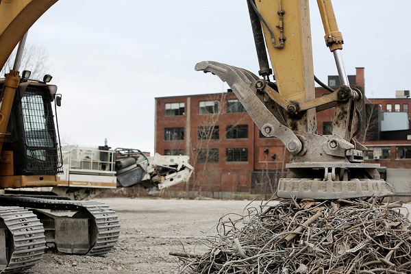 electromagnet lifting steel